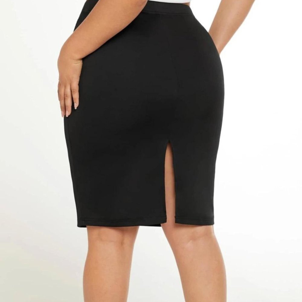 Iris Slit Back Bodycon Skirt​​​